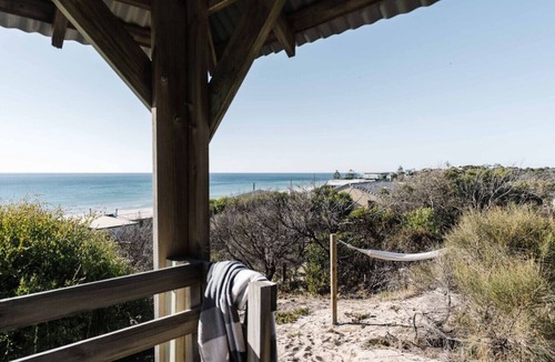 Aldinga Beach House | Kestrels Nest - a luxurious coastal retreat
