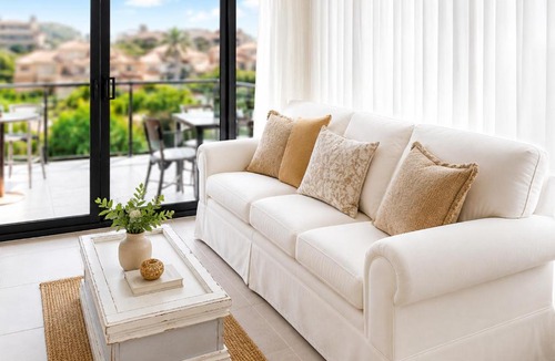 Upper Mount Gravatt Apartment | Khandalla Apartments
