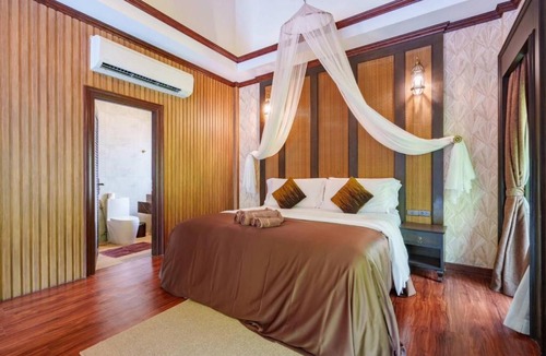 Damnoen Saduak Resort | Khum Damnoen Resort - Ratchaburi