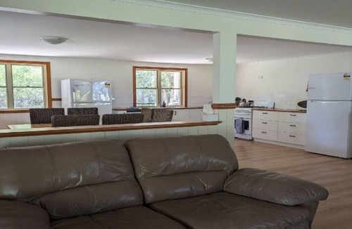 Brisbane Waterfront House | Kiarabilli on Moreton