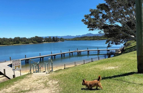 Valery Bed & Breakfast | King Bed 8 mins from A1 Valery Mid North Coast