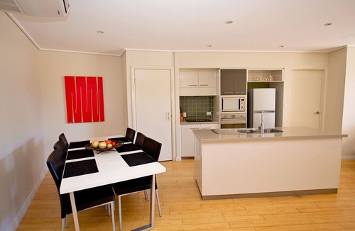 Agnes Water Apartment | Kingfisher Beachside 3BR with Heated Pool Walk to Beach