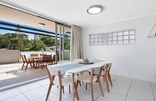 Kings Beach Apartment | Kings Edge Unit 2 Kings Beach QLD