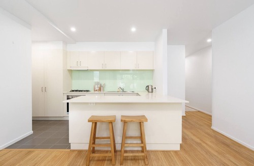 Kingston Apartment | Kingston Modern Home – Large and Stylish Spaces