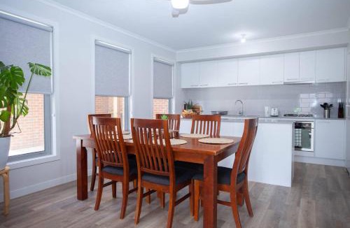 Eureka House | Kline Hideaway Modern 2BR Near Ballarat CBD
