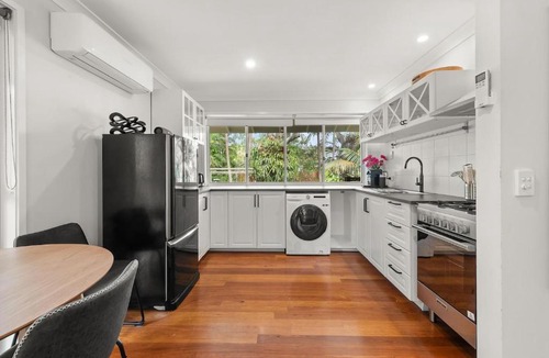 Suffolk Park Apartment | Kookaburra Beachside Apartment - 176 Alcorn Street, Suffolk Park