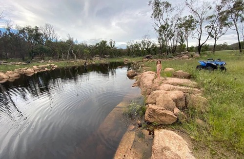 Applethorpe Cottage | Kookaburra Cottage, Country escape. Pet friendly.