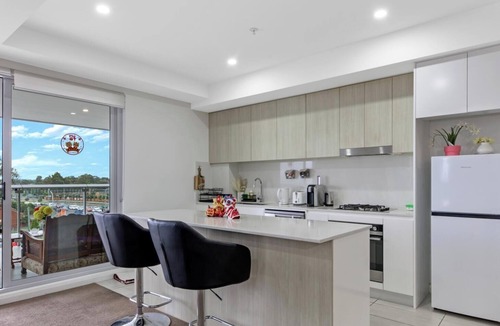 Blacktown Apartment | KozyGuru | Blacktown | 3 Bedroom APT