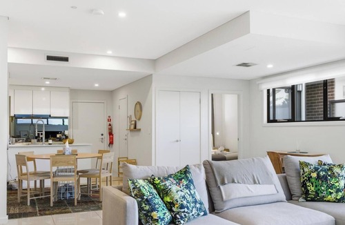 Little Bay House | KozyGuru | Little Bay | Boutique Coastal Retreat