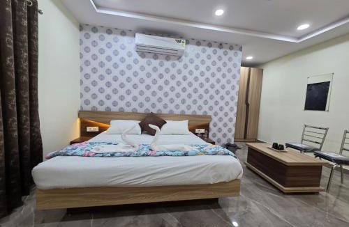 Vrindavan Hotel | Kripa Hotel