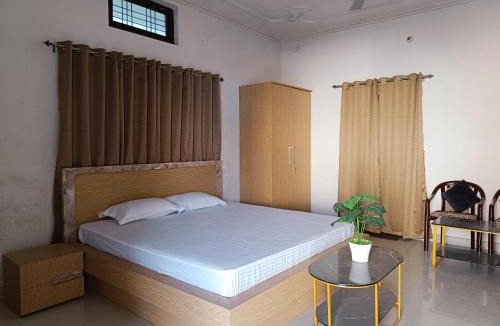 Varanasi Apartment | Krishna Villa