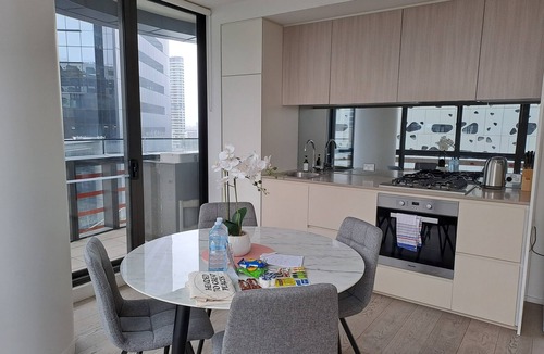 Docklands Apartment | Kula Docklands