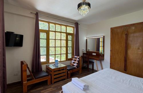 Khattalwada Hotel | Kullu peaks cottage