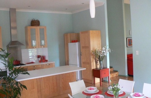 Quinns Rocks House | La Cote d Or - Mediterranean Cottage