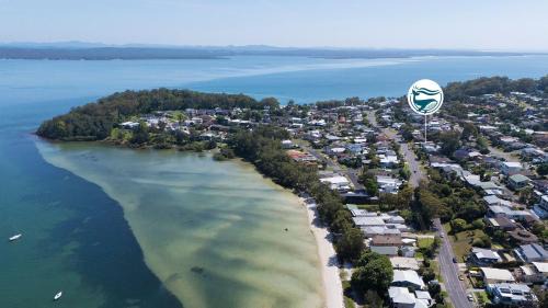 Corlette House | La Luce - Coastal Retreat in Port Stephens