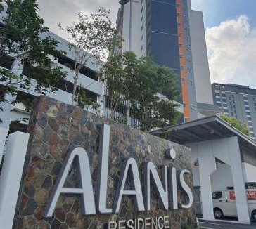 Kota Warisan House | La Suite@Alanis Residence