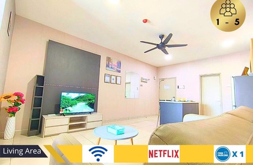 Ulu Kelang Apartment | #LA1, Cozy Panoramic KL Skyline View