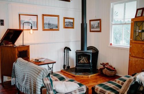 Laceys Creek House | Lacey's Creek Homestead