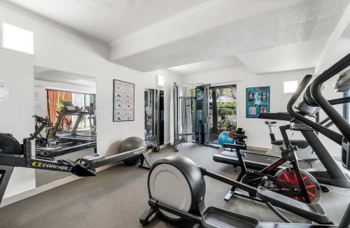 Trinity Beach Apartment | Laguna Haven - Exclusive Swim-Out, near Sea & Dining