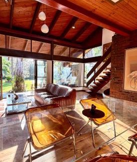 Budgewoi House | Lake front, mid-century house with sauna 3
