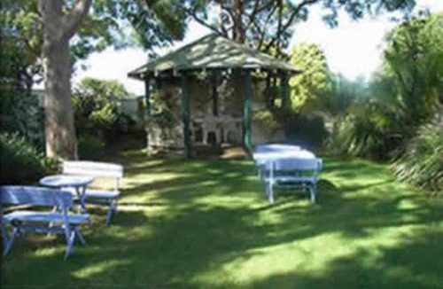 Gorokan Hotel | Lake Haven Motor Inn