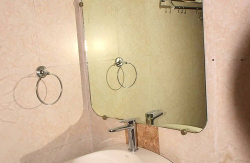 Mount Abu Hotel | LAKE INN