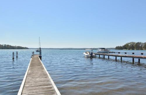 Morisset Park House | Lake Macquaries' Edgewater Escape at Morisset Memories