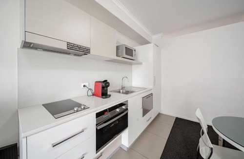 Greenway Apartment | Lakeside 1-Bed with AC, Parking & Balcony