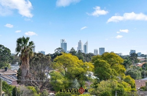 Cannington Apartment | Lakeside Executive Retreat near Westfield Shops
