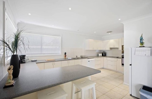Budgewoi House | Lakeview Tranquility Budgewoi