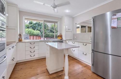 The Range House | Lamington Cottage