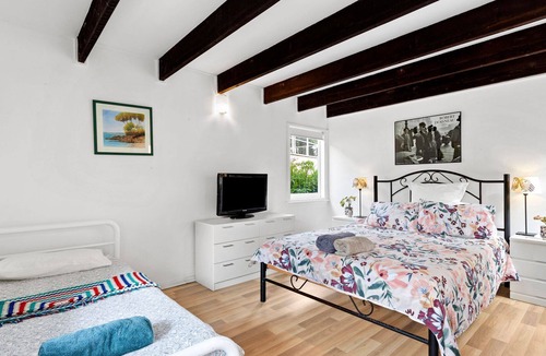 Bendalong House | Lamorna across from Washerwomans Beach
