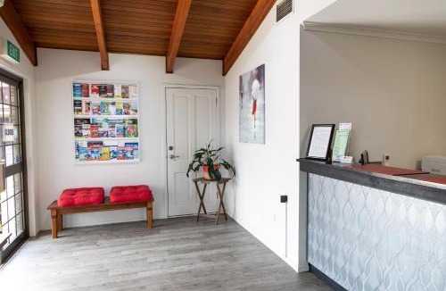 West Mackay Hotel | Lantern Motor Inn