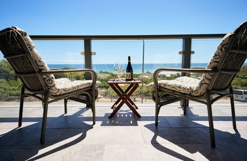 Aldinga Beach House | Large Beach House with MESMERISING sea views regular stunning sunsets