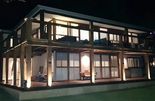 Eagle Bay Apartment | Large Eagle Bay Holiday Apartment Very Close to Beach