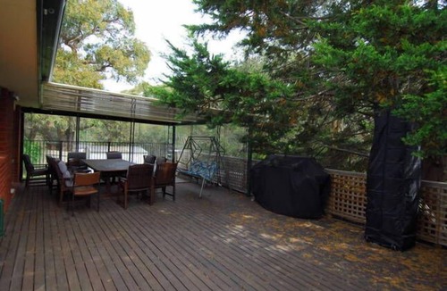 Anglesea House | Large Family Beach House with modern facilities