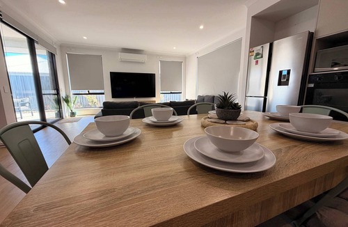 Wellard House | Large Home Accessible Spacious and Ready to Enjoy