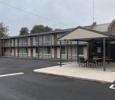 Morwell Hotel | LaTrobe Motel Morwell