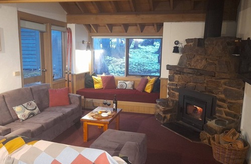 Dinner Plain Ski Chalet | Lawlers - Dinner Plain