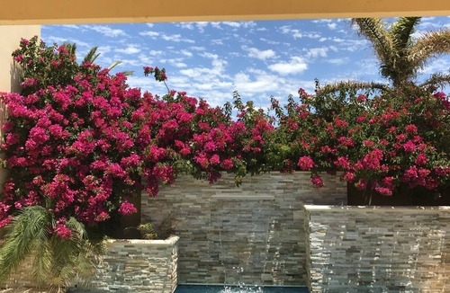 Quinns Rocks House | Le Boulevard - Stroll to the Beach!