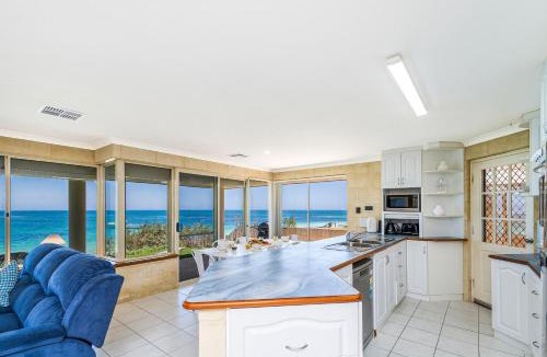 Ledge Point House | Ledge on the Beach - Nestled right by the waters edge