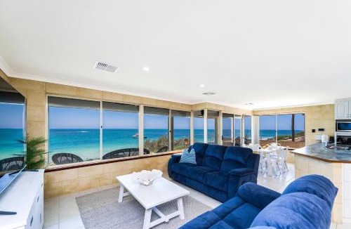 Ledge Point House | Ledge on the Beach - Nestled right by the waters edge