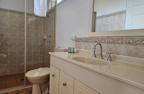Leeton Hotel | Leeton Centre Motel