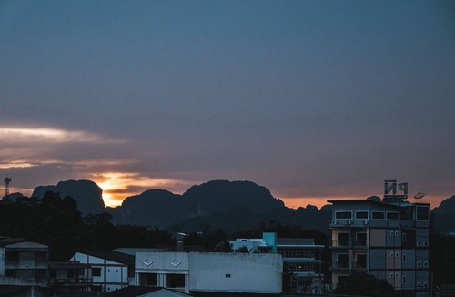 Downtown Krabi Hostel | Leisure Hostel