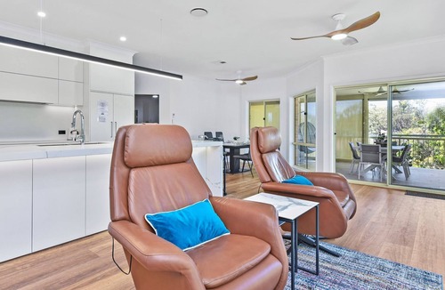 Lemon Tree Passage House | Lemon Chillo Luxury Retreat
