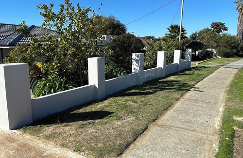 Padbury House | Lemon Tree Cottage - beautiful holiday home with pool near Hillary's, Perth