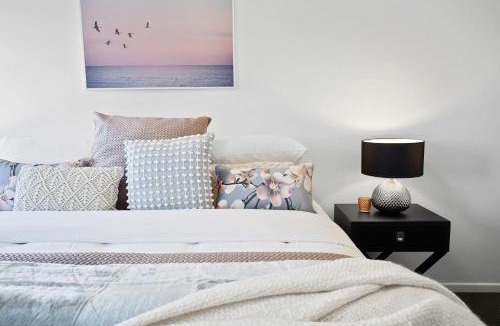 North Creek House | Lennox Belle