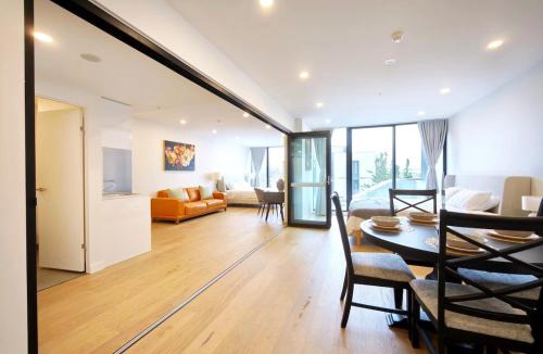 Box Hill Apartment | LG17 - Box Hill Core Hotel Style Double Suite High-End Furniture Double King Bed Super Large Space