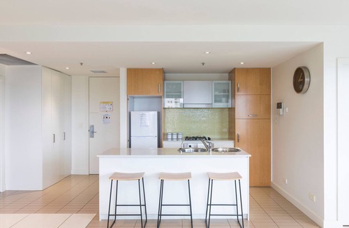 Glenelg Apartment | Liberty 727 -Glenelg- Marina & City Views