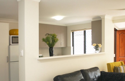 Leederville House | Light and Bright, Modern Villa located in a Quiet Area in Leederville